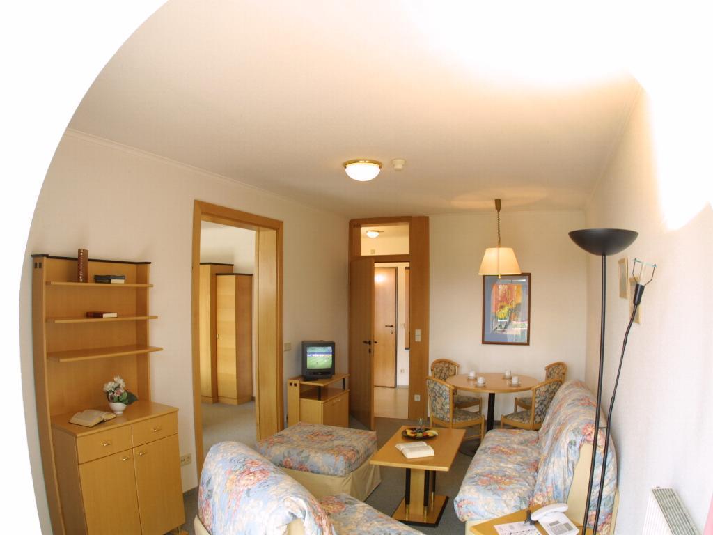 Familienresidenz Hotel Филах Стая снимка