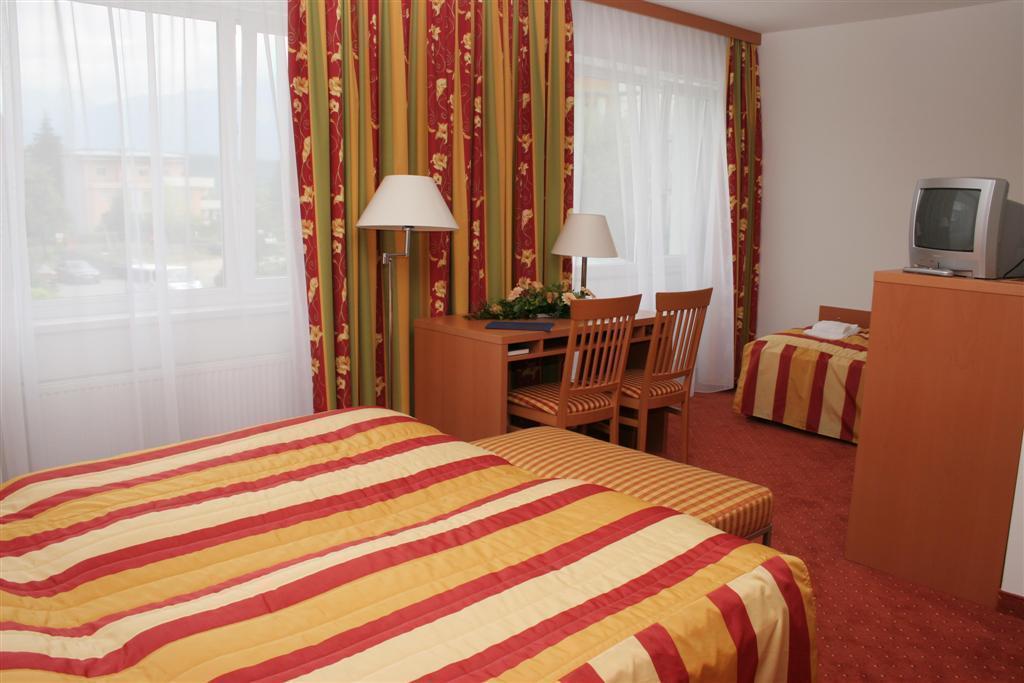 Familienresidenz Hotel Филах Екстериор снимка